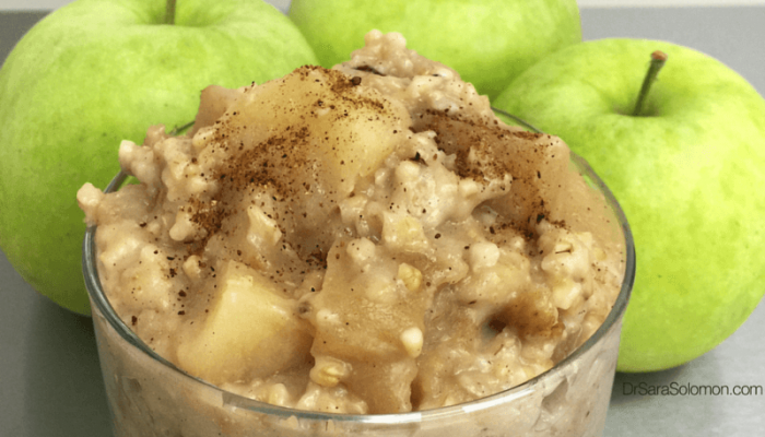 Slow Cooker Apple Cinnamon Oatmeal